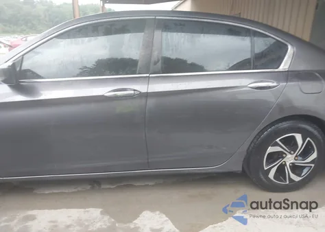 2016 Honda Accord Lx z USA, uszkodzony, nr VIN 1HGCR2F38GA155630